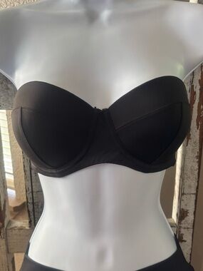 Victoria’s Secret Swim Black Strapless Swim 🏊‍♀️ Top